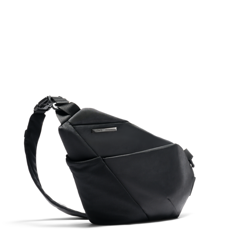FINO-V-Black-2.png