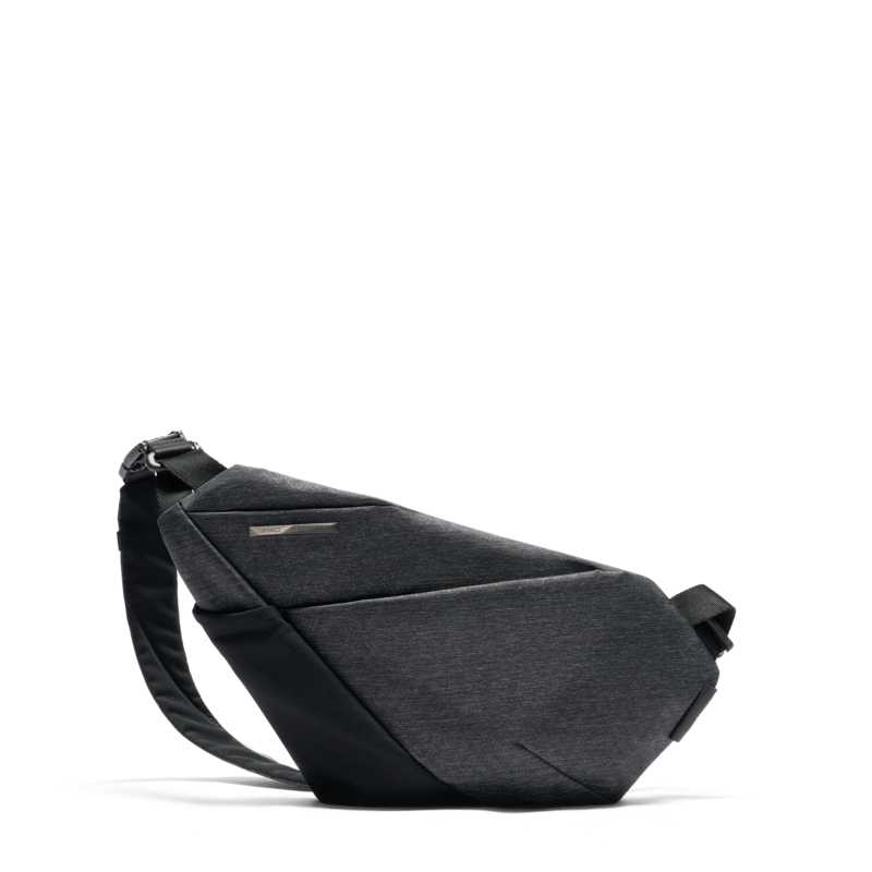 バッグ FINO V Sling Bag FINO V Ultra-slim Tech Sling – NIID